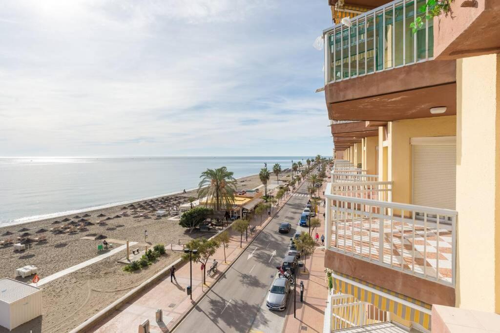Tgh/ Fuengirola Frente Al Mar Apartment Luaran gambar