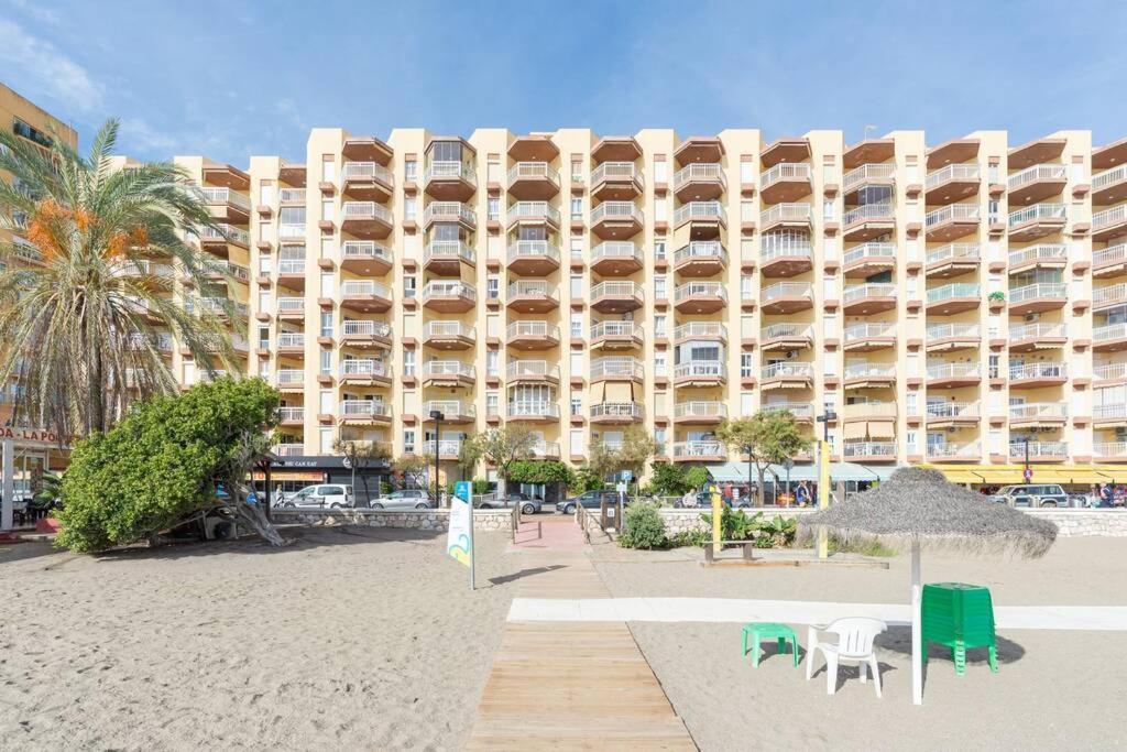 Tgh/ Fuengirola Frente Al Mar Apartment Luaran gambar